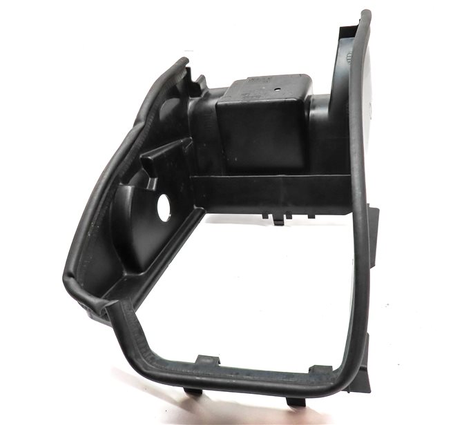 Thumbnail 2: 2016 RANGE ROVER SPORT (L494) 3.0L DIESEL FRONT LEFT AUXILIARY RADIATOR SHROUD