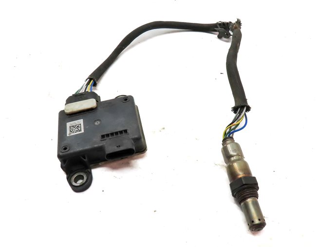 Thumbnail 5: 2016 RANGE ROVER SPORT (L494) 3.0L DIESEL ENGINE NITROGEN OXIDE NOX SENSOR