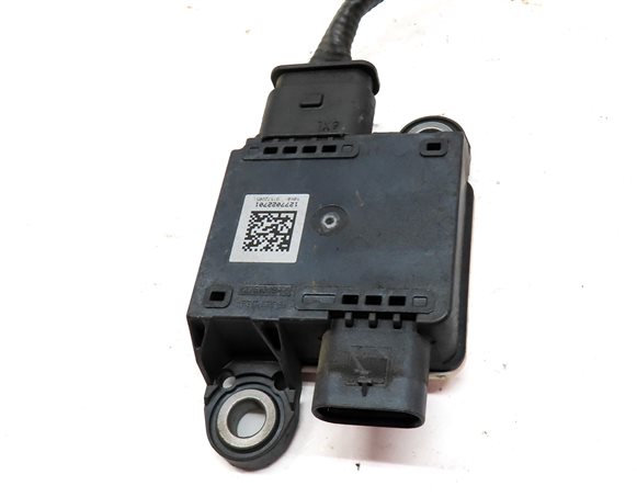 Thumbnail 6: 2016 RANGE ROVER SPORT (L494) 3.0L DIESEL ENGINE NITROGEN OXIDE NOX SENSOR