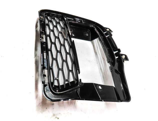 Thumbnail 3: 2014-2017 RANGE ROVER SPORT (L494) LEFT FRONT DRIVER FOGLIGHT GRILLE TRIM