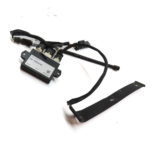 Thumbnail 3: 2016 RANGE ROVER SPORT (L494) REAR HATCH TRUNK SMART OPENER w/ ANTENNA SENSOR