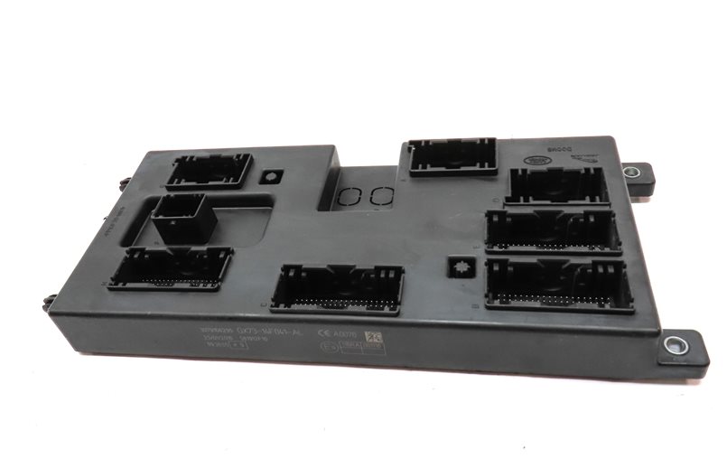 Thumbnail 4: 2016 RANGE ROVER SPORT (L494) BODY CONTROL MODULE