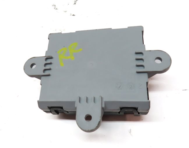 Thumbnail 5: 2016 RANGE ROVER SPORT (L494) RIGHT REAR DOOR CONTROL MODULE