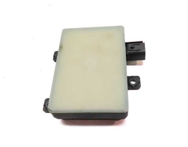 Thumbnail 4: 15-17 RANGE ROVER SPORT EVOQUE (L494 L538) REAR BLIND SPOT RADAR SENSOR MODULE