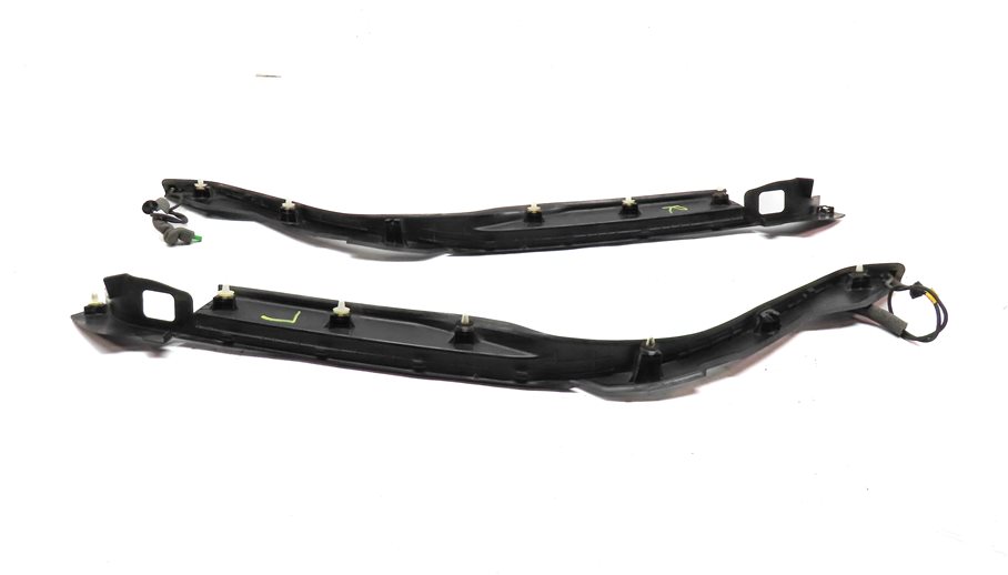 Thumbnail 5: 2016 RANGE ROVER SPORT (L494) REAR HATCH TRUNK TAILGATE ANTI PINCH SENSOR SET 2