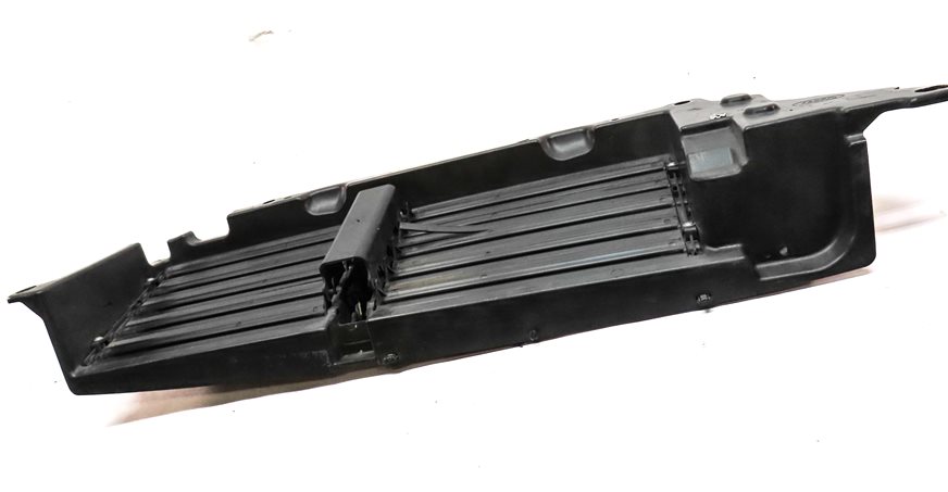 Thumbnail 3: 2016 RANGE ROVER SPORT (L494) FRONT GRILLE ACTIVE SHUTTER AIR VENT ASSEMBLY
