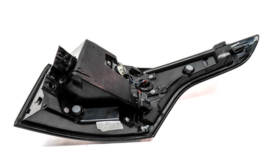 Thumbnail 6: 14-17 RANGE ROVER SPORT L405 L494 REAR LEFT DRIVER UPPER QUARTER TAILLIGHT