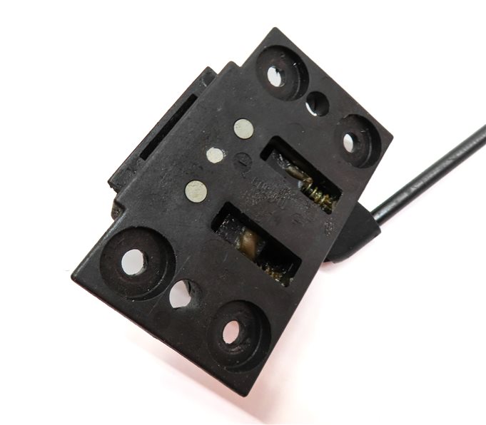 Thumbnail 8: 2004 BMW Z4 (E85) FRONT RIGHT PASSENGER CONVERTIBLE TOP LOCK LATCH ACTUATOR