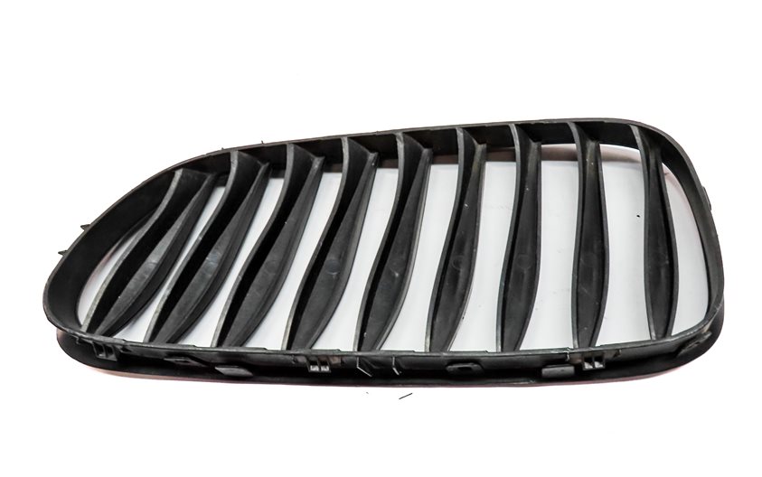 Thumbnail 10: 2003-2008 BMW Z4 (E85) LEFT & RIGHT UPPER HOOD GRILLE VENT SET (BLACK / CHROME)