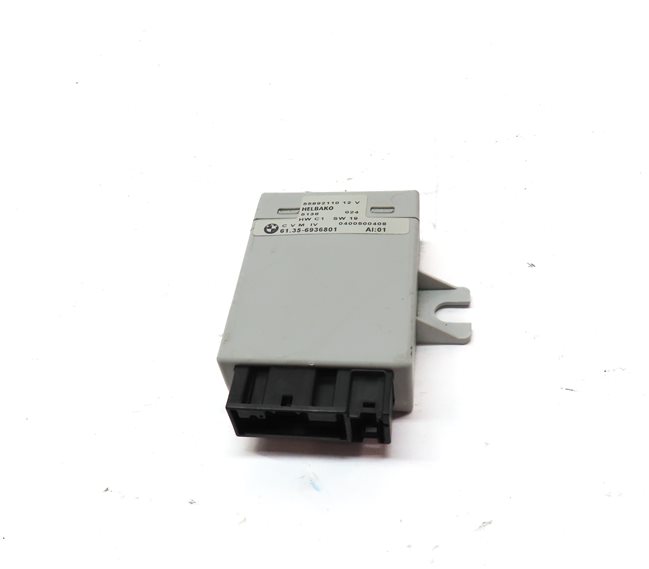 Thumbnail 2: 2003-2008 BMW Z4 E85 E86 CONVERTIBLE TOP LIFT CONTROL MODULE