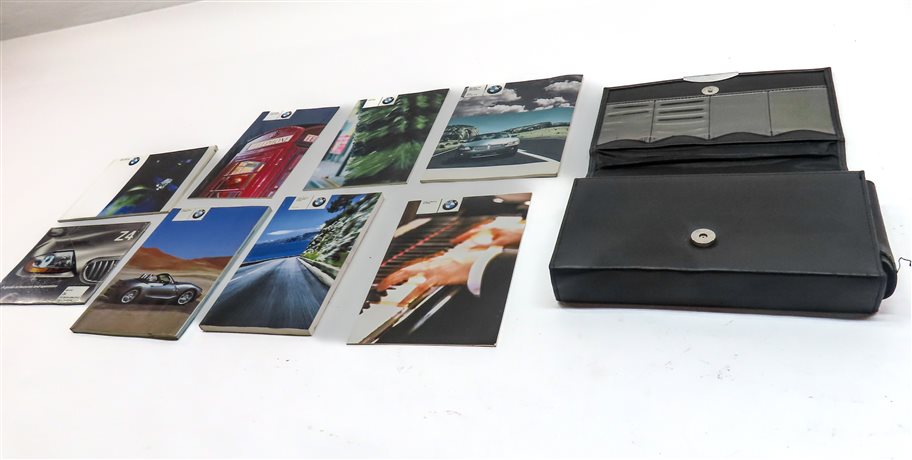 Thumbnail 2: 2004 BMW Z4 (E85) 3.0L (M54) ENGINE OWNER'S MANUAL BOOKLET SET/9 w/ CASE