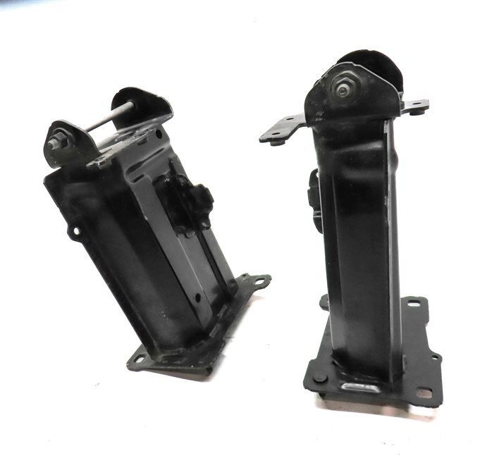 Thumbnail 2: 2003-2008 BMW Z4 (E85) FRONT LEFT & RIGHT BUMPER REINFORCEMENT BRACKET SET 2