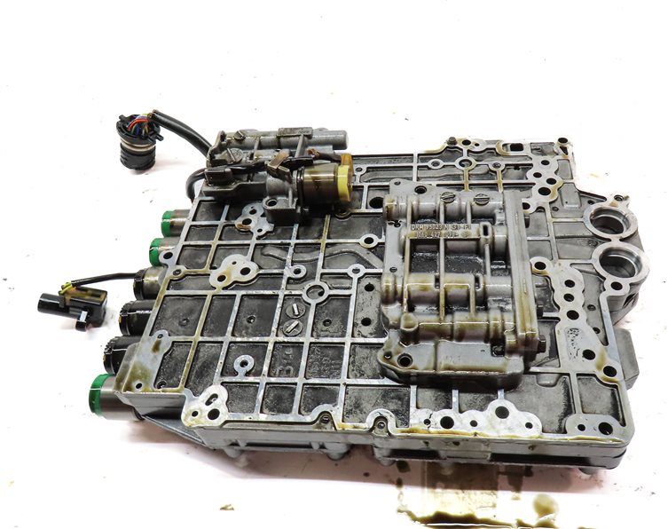 Thumbnail 7: 2003-2005 BMW Z4 (E85) 3.0L M54 5spd AUTOMATIC TRANSMISSION VALVE BODY