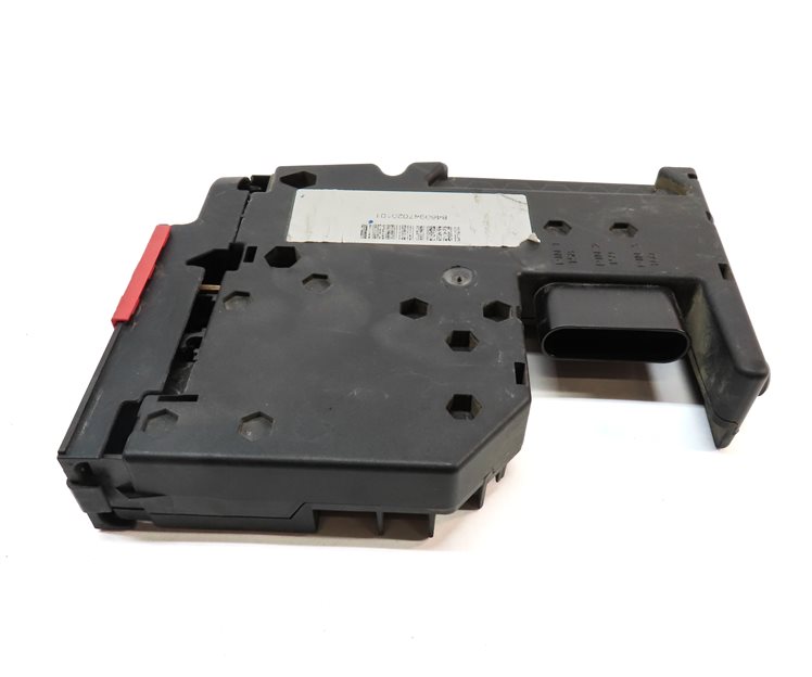 Thumbnail 6: 12 MERCEDES E350 (W212) 3.5L (276.952) POSITIVE TERMINAL POWER DISTRIBUTION BOX