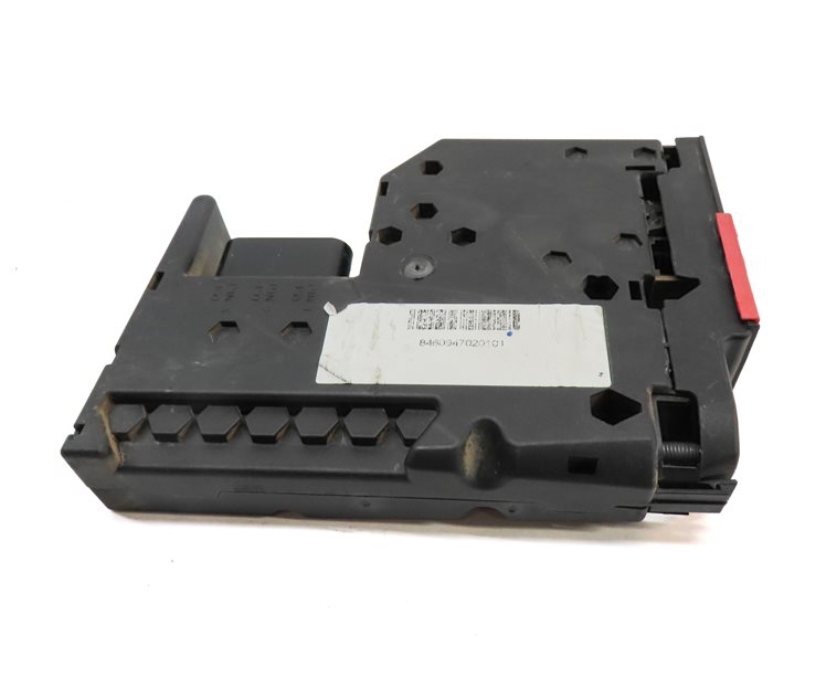 Thumbnail 7: 12 MERCEDES E350 (W212) 3.5L (276.952) POSITIVE TERMINAL POWER DISTRIBUTION BOX