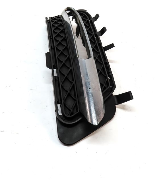 Thumbnail 5: 12-13 MERCEDES E300 E350 (W212) FRONT RIGHT PASSENGER LOWER BUMPER FOGLIGHT TRIM