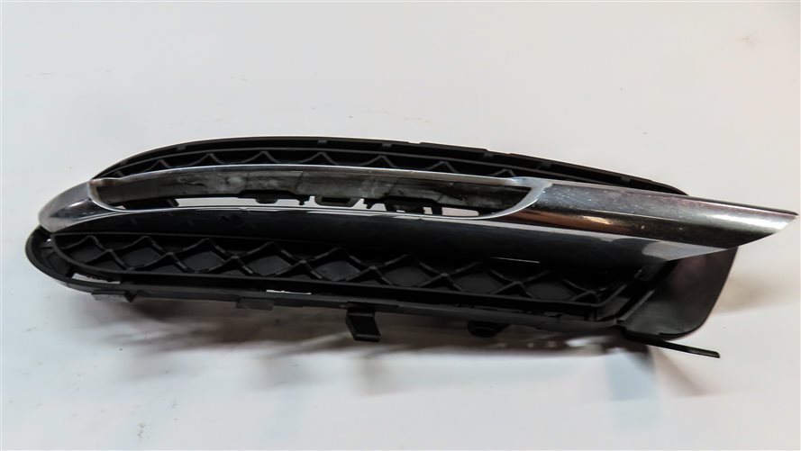 Thumbnail 4: 2012-2013 MERCEDES E300 E350 (W212) LEFT FRONT DRIVER LOWER BUMPER FOGLIGHT TRIM