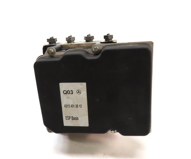 Thumbnail 6: 2011-2012 MERCEDES BENZ E300 E350 E550 (W212) ABS BRAKE PUMP w/ MODULE