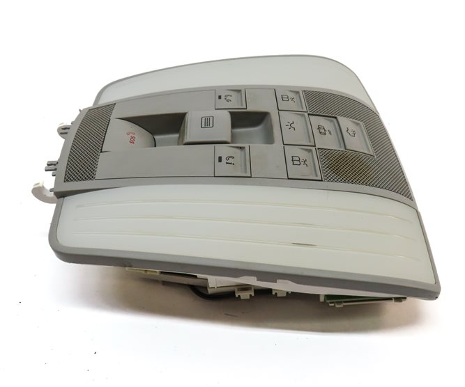 Thumbnail 6: 2012 MERCEDES E350 (W212) FRONT INTERIOR DOME LIGHT LAMP w/ SWITCH (Gray)
