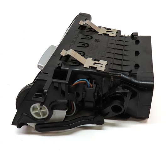 Thumbnail 6: 2012 MERCEDES E350 (W212) FRONT LEFT DRIVER DASH HEAT AIR AC HVAC VENT (Black)