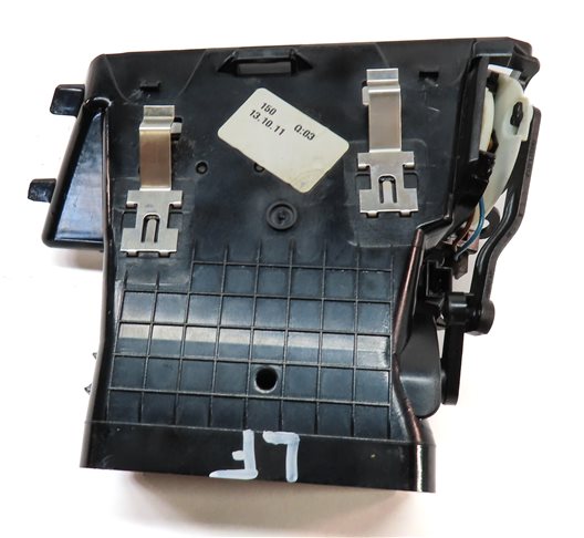 Thumbnail 8: 2012 MERCEDES E350 (W212) FRONT LEFT DRIVER DASH HEAT AIR AC HVAC VENT (Black)