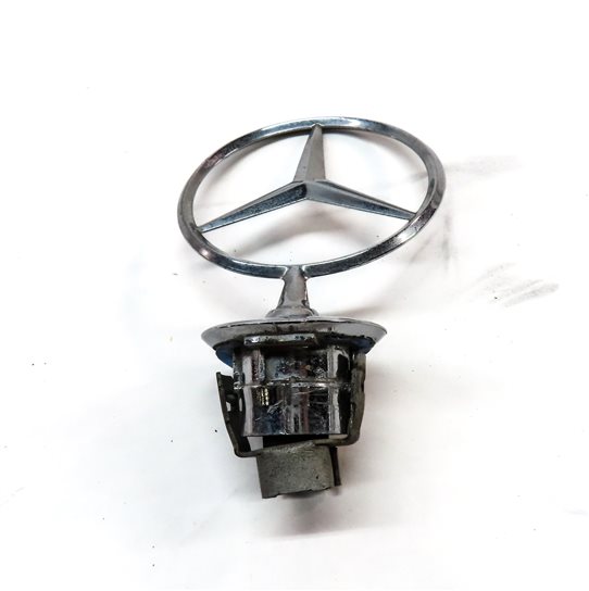 Thumbnail 2: 2012 MERCEDES E350 (W212) FRONT BONNET LID LOGO EMBLEM HOOD ORNAMENT