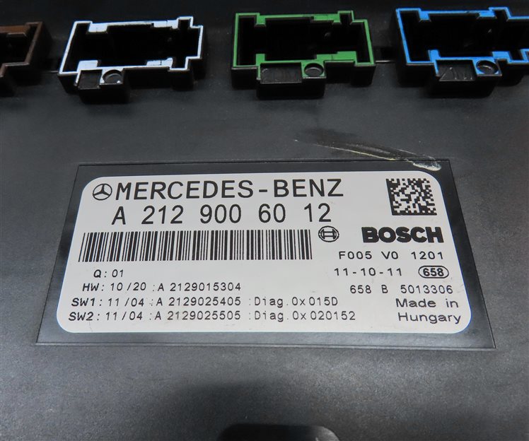 Thumbnail 7: 11-13 MERCEDES C E GLK CLS SLK SLS W204 W212 FRONT SIGNAL ACQUISITION MODULE SAM