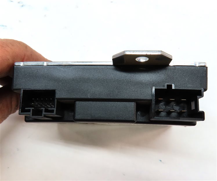 Thumbnail 6: 12-21 MERCEDES B E G GL GLE GLS S CLS SLK (R172 W207 W231 X166) FUEL PUMP MODULE