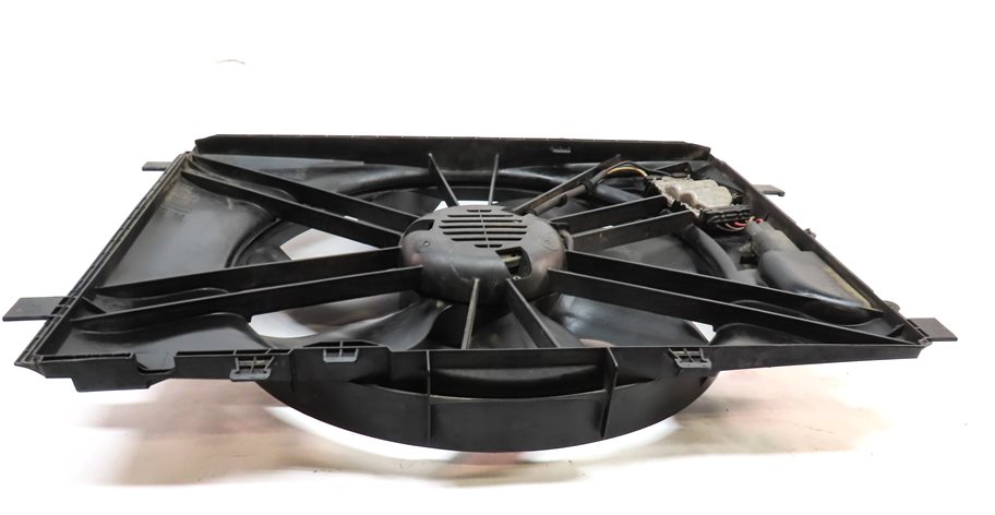 Thumbnail 7: 08-17 MERCEDES B C E CLA CLS GLK SLK (W207 W204 X204 W212) RADIATOR COOLING FAN