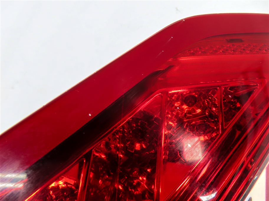 Thumbnail 8: 10-13 MERCEDES E-CLASS (W212) SEDAN RIGHT PASSENGER TAILLIGHT BRAKE LIGHT LAMP