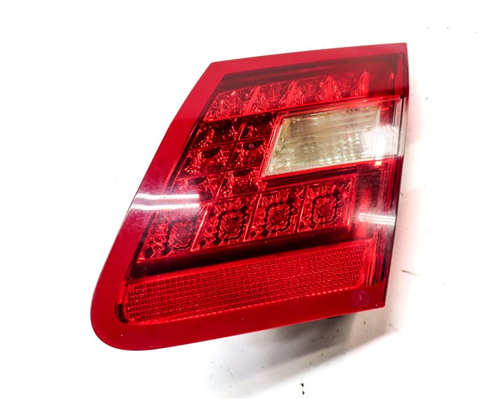 Thumbnail 3: 2010-2013 MERCEDES E300 E350 E400 E550 (W212) RIGHT INNER TAILLIGHT LIGHT LAMP