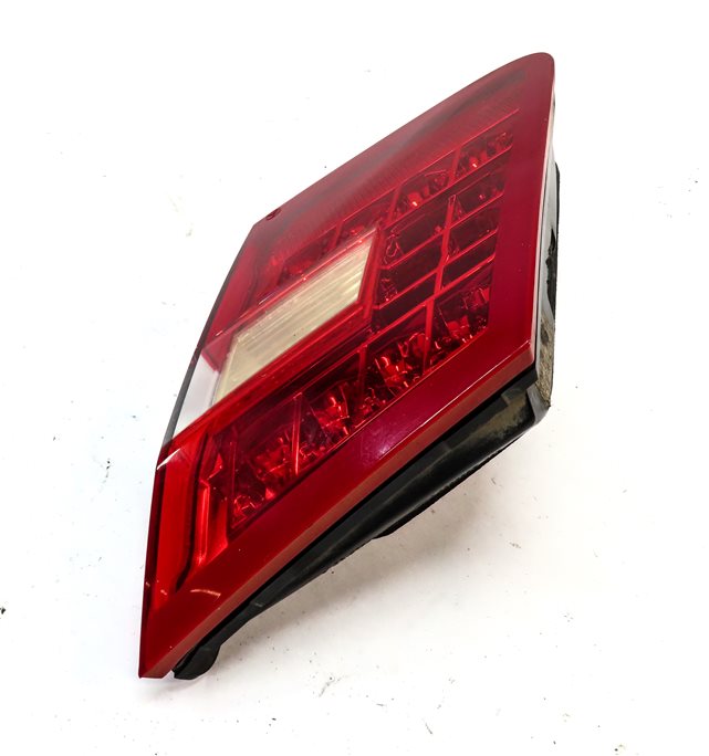 Thumbnail 5: 2010-2013 MERCEDES E300 E350 E400 E550 (W212) RIGHT INNER TAILLIGHT LIGHT LAMP