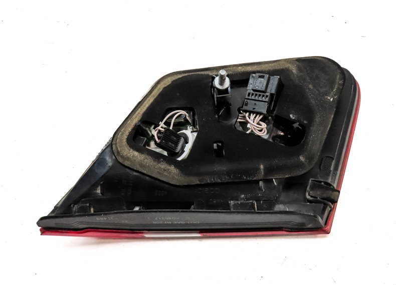 Thumbnail 6: 2010-2013 MERCEDES E300 E350 E400 E550 (W212) RIGHT INNER TAILLIGHT LIGHT LAMP