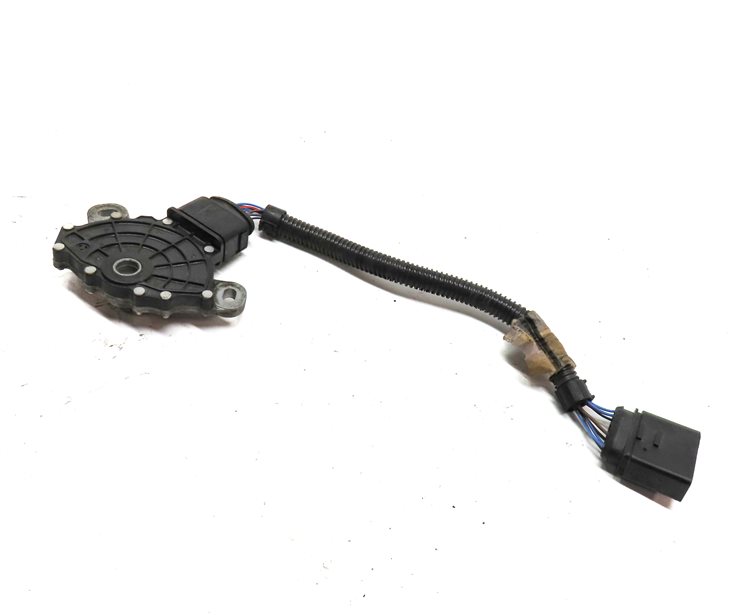 Thumbnail 1: 2013 AUDI Q7 (4L) 3.0L SUPER (CTWB) AUTO NEUTRAL SAFETY SWITCH w/ HARNESS