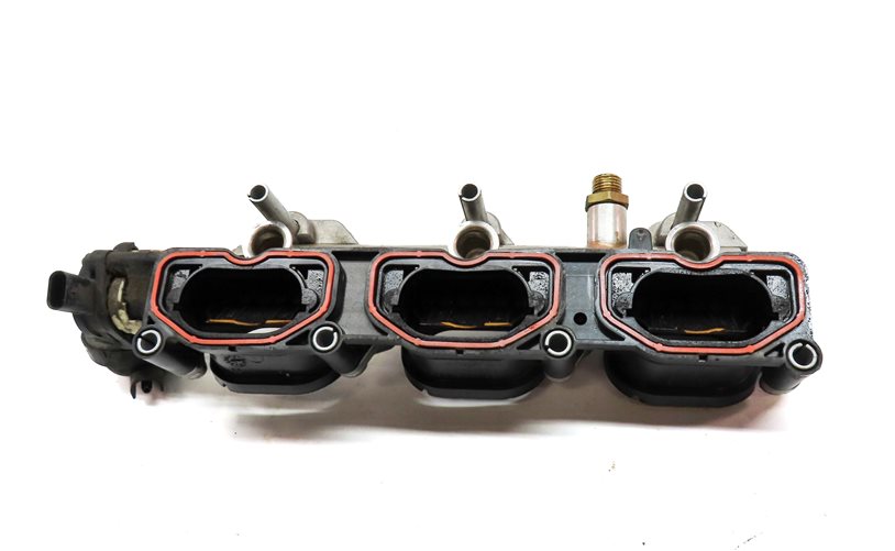 Thumbnail 5: 12-17 AUDI A6 A7 Q5 S5 SQ5 (C7 4G8 B8 8T 8R) RIGHT INTAKE MANIFOLD DIFFUSER RAIL