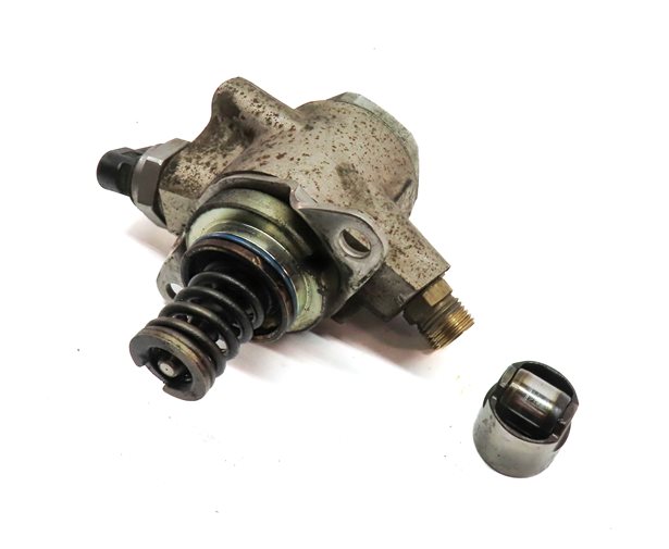 12-17 AUDI A6 A7 A8 Q5 Q7 S4 S5 (B8 8K 8T C7 4L) 3.0L HIGH PRESSURE FUEL PUMP