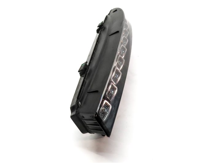 Thumbnail 4: 2010-2015 AUDI Q7 (4L) FRONT LEFT DRIVER TURN SIGNAL MARKER LIGHT LAMP (LED)