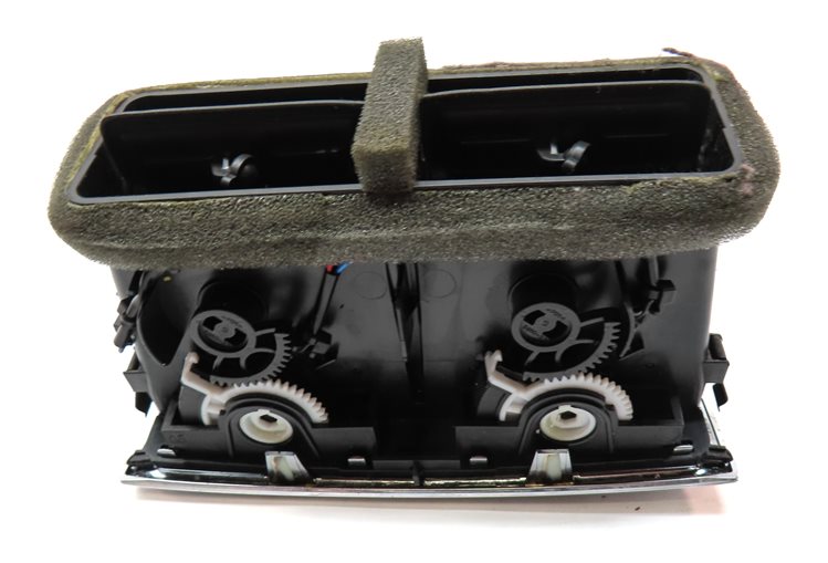 Thumbnail 6: 2013 AUDI Q7 (4L) REAR CENTER CONSOLE HEAT AIR AC HVAC DUAL VENT (Black)