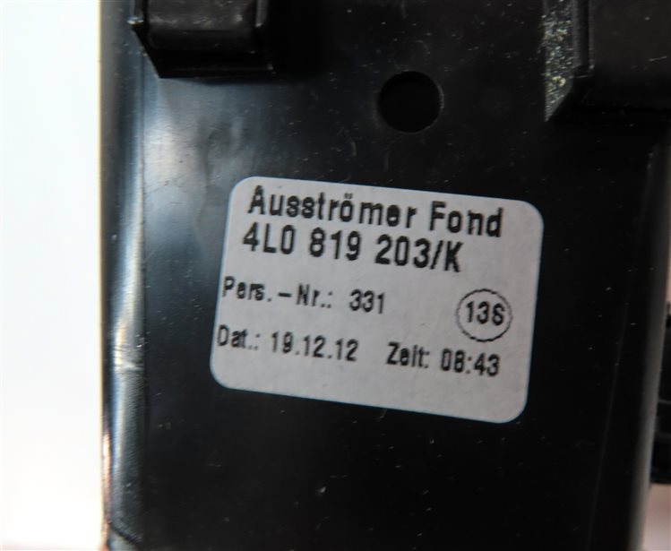 Thumbnail 7: 2013 AUDI Q7 (4L) REAR CENTER CONSOLE HEAT AIR AC HVAC DUAL VENT (Black)