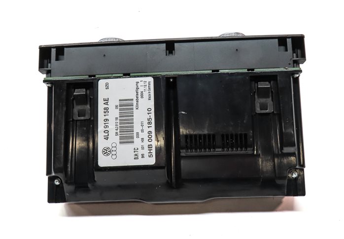 Thumbnail 7: 2013-2015 AUDI Q7 (4L) REAR HEATER A/C TEMPERATURE CONTROL PANEL (HEATED SEAT)