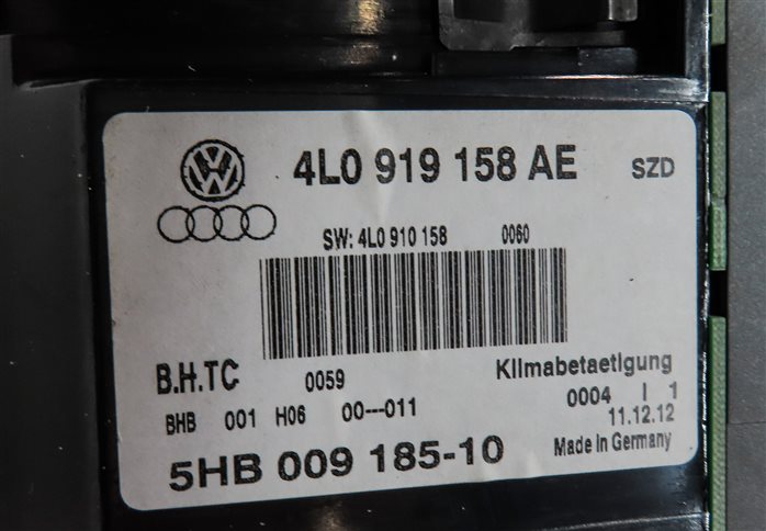 Thumbnail 8: 2013-2015 AUDI Q7 (4L) REAR HEATER A/C TEMPERATURE CONTROL PANEL (HEATED SEAT)