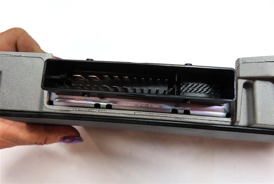 Thumbnail 7: 2013-2015 AUDI Q7 (4L) RADIO STEREO BOSE AUDIO AMP AMPLIFIER (OPTION 8RY)