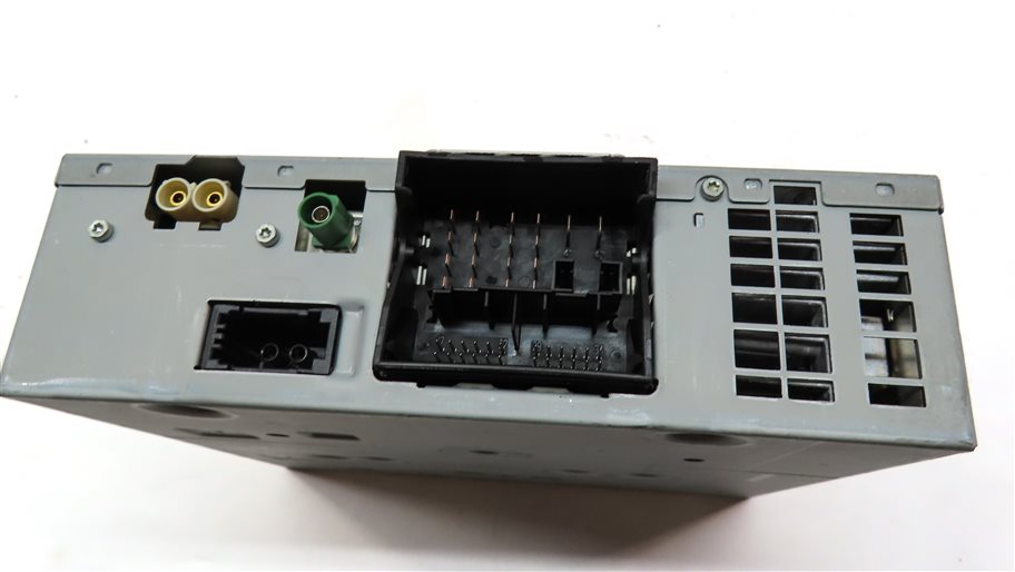 Thumbnail 6: 2013 AUDI Q7 (4L) RADIO STEREO RECEIVER CONTROL MODULE