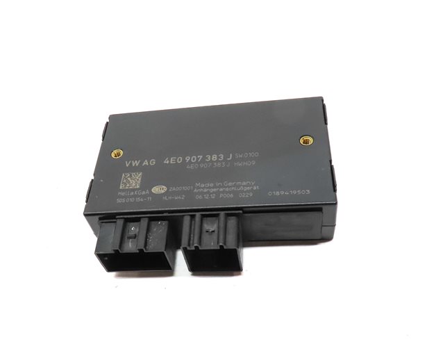 Thumbnail 2: 2007-2015 AUDI Q7 (4L) TRAILER HITCH TOW TOWING CONTROL MODULE