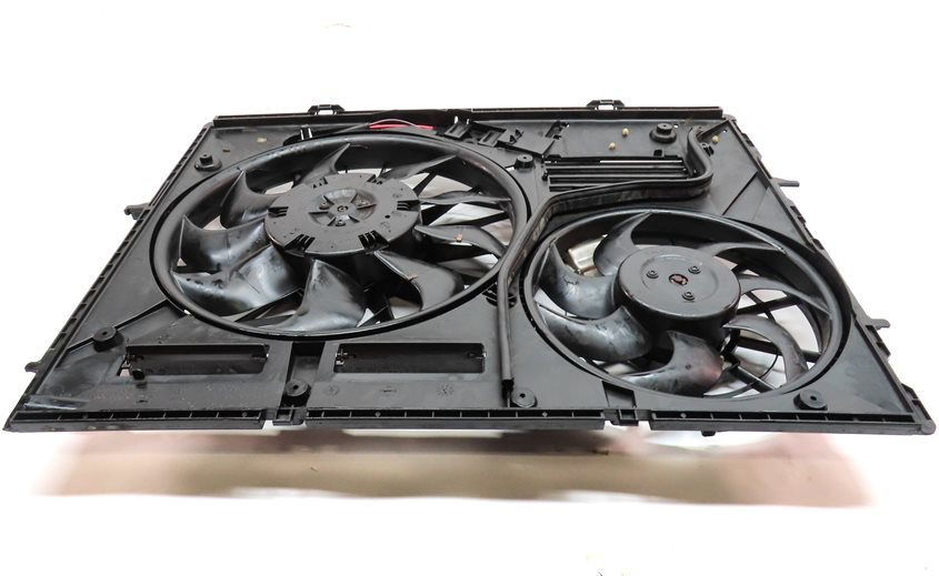 Thumbnail 5: 11-15 AUDI Q7 (4L) 3.0L ENGINE RADIATOR COOLING FAN (FOR MODELS w/ HITCH OPTION)