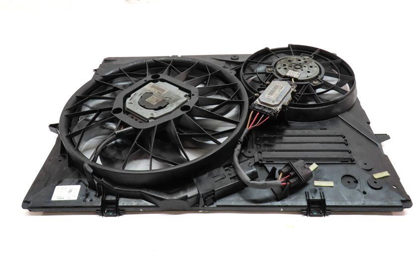 Thumbnail 6: 11-15 AUDI Q7 (4L) 3.0L ENGINE RADIATOR COOLING FAN (FOR MODELS w/ HITCH OPTION)