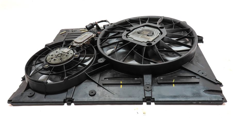 Thumbnail 7: 11-15 AUDI Q7 (4L) 3.0L ENGINE RADIATOR COOLING FAN (FOR MODELS w/ HITCH OPTION)