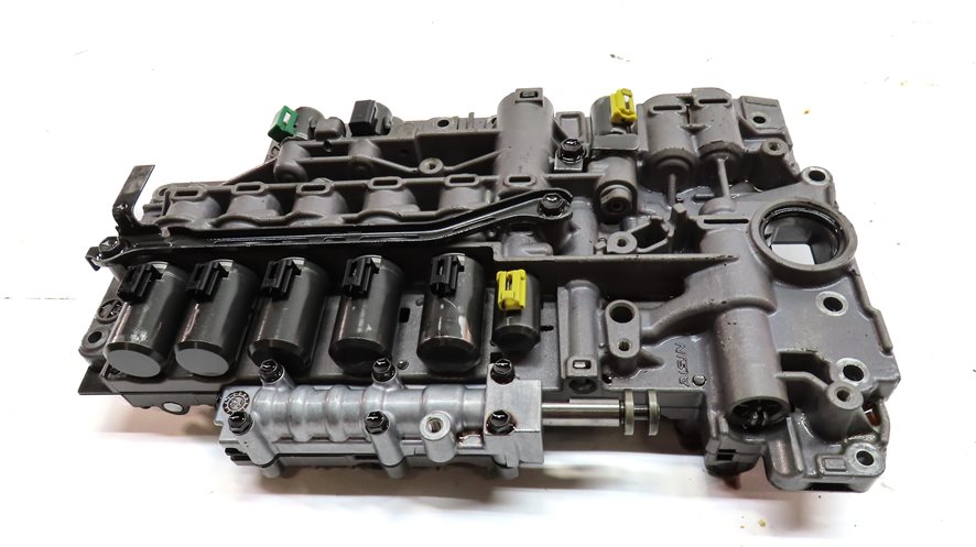 Thumbnail 5: 11-15 VW TOUAREG AUDI Q7 (4L) 8 SPEED MHN AUTOMATIC TRANSMISSION VALVE BODY