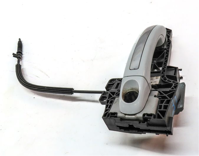 Thumbnail 3: 2007-2015 AUDI Q7 (4L) FRONT LEFT DRIVER KEYLESS ENTRY DOOR HANDLE (White)