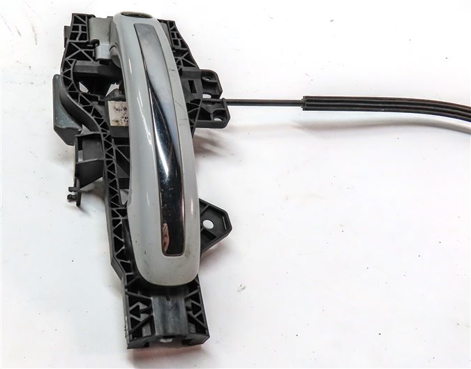 Thumbnail 4: 2007-2015 AUDI Q7 (4L) FRONT LEFT DRIVER KEYLESS ENTRY DOOR HANDLE (White)